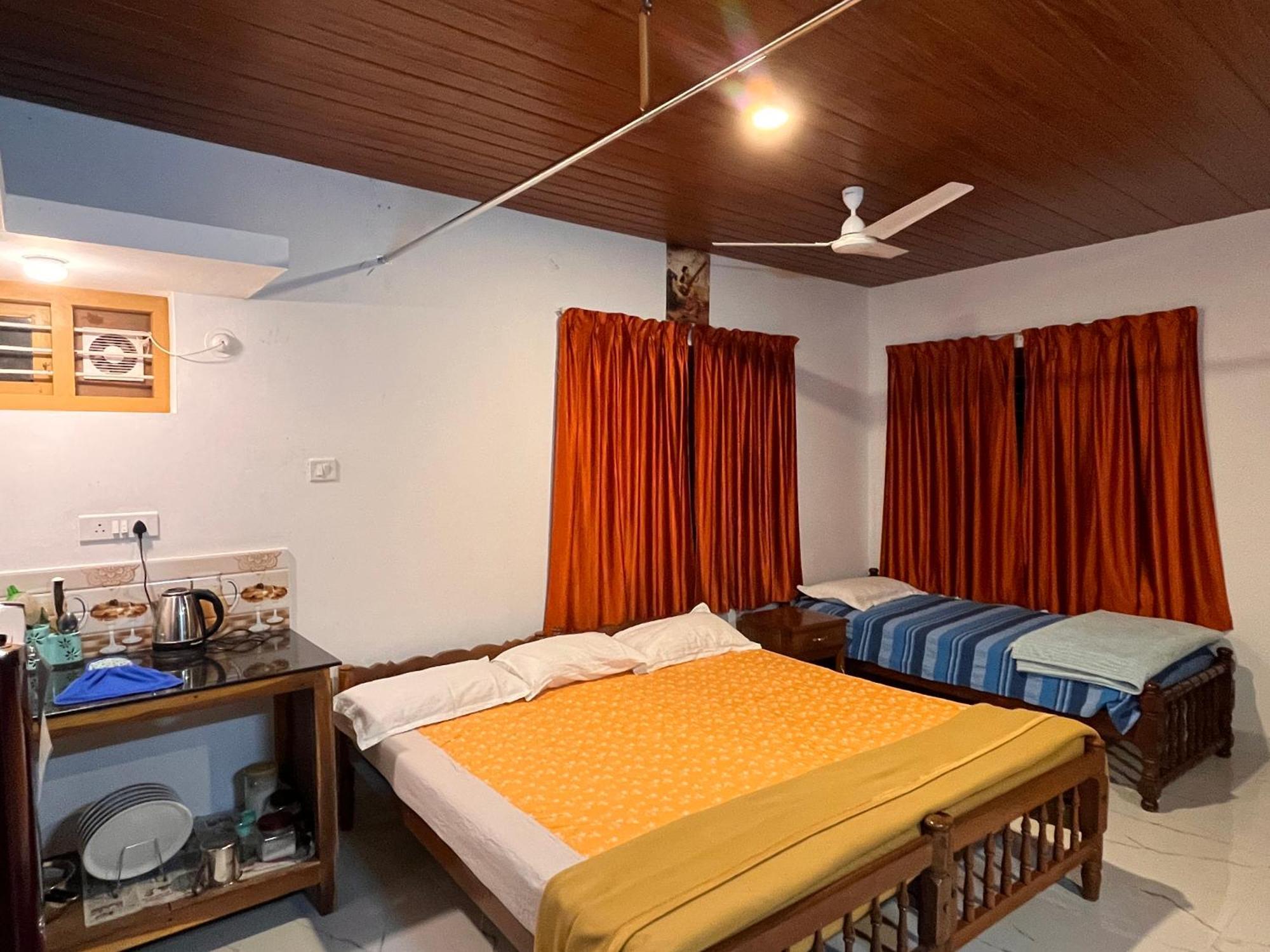 Lake Homes Varkala Ngoại thất bức ảnh