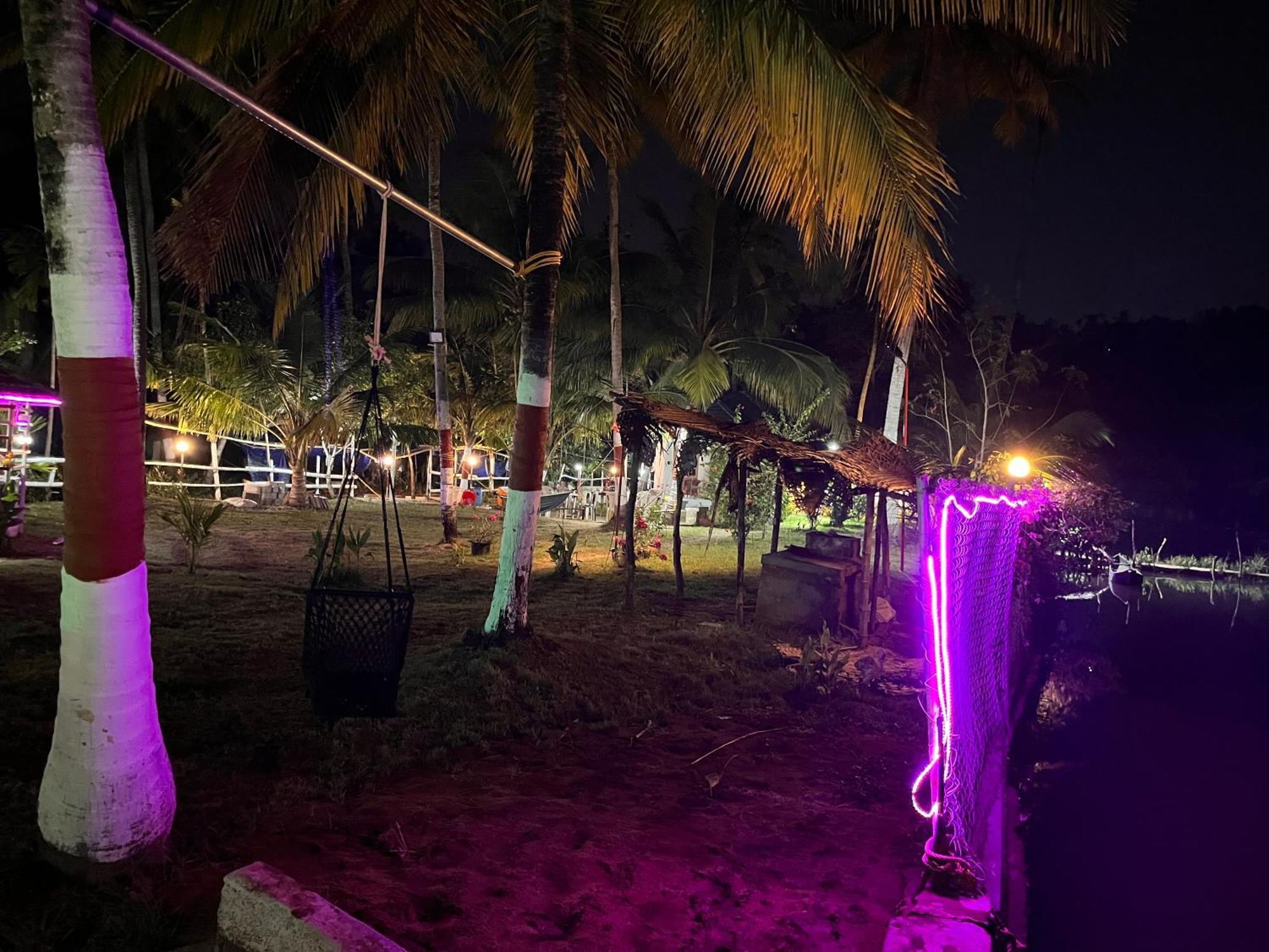 Lake Homes Varkala Ngoại thất bức ảnh